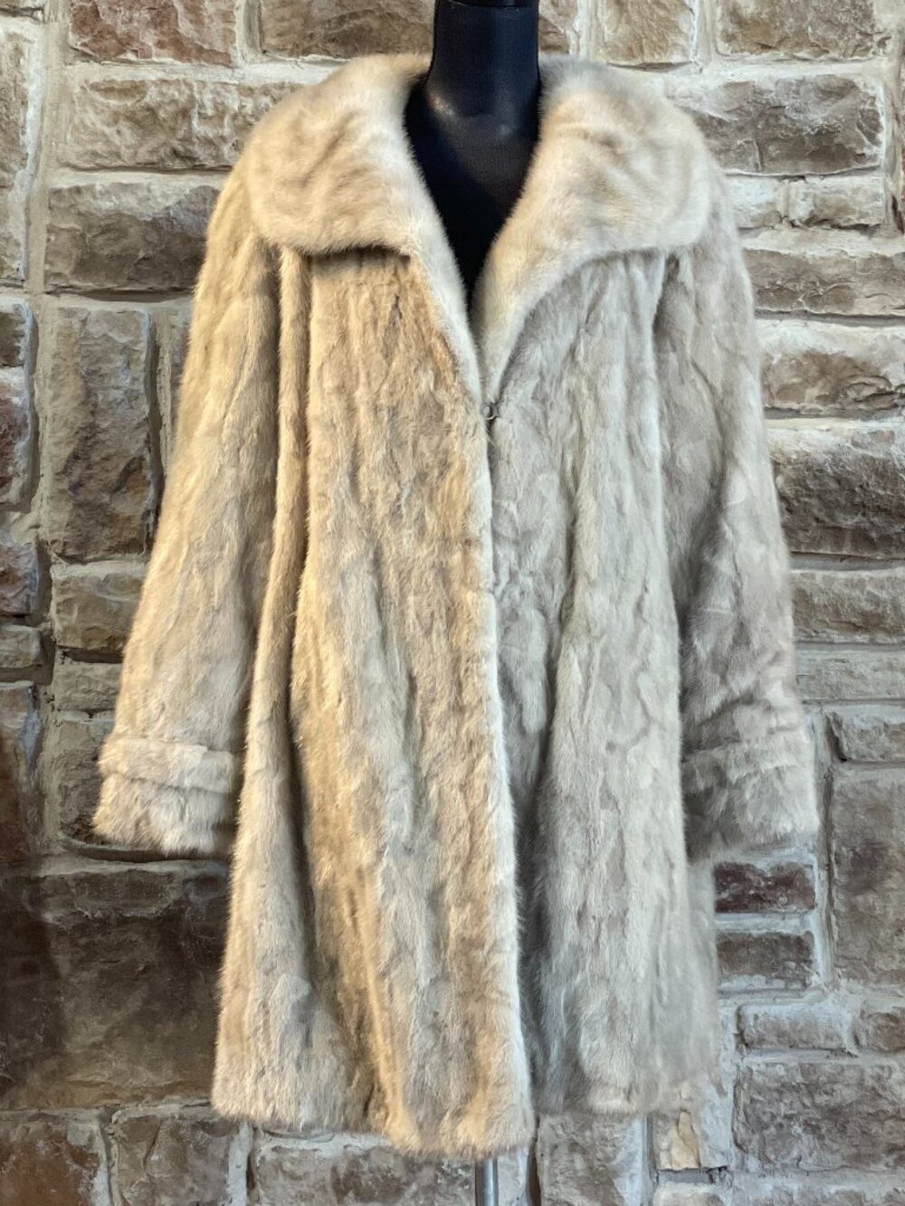 Real Silver Blue Sapphire Genuine Mink Fur Sections Stroller Coat Large